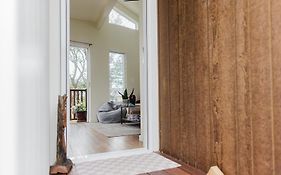 Port Kembla Laneway Cottage